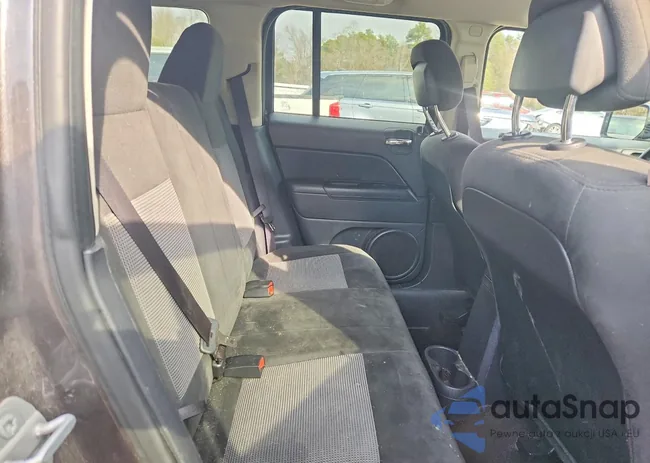 1C4NJRFBXGD580974: 99879105