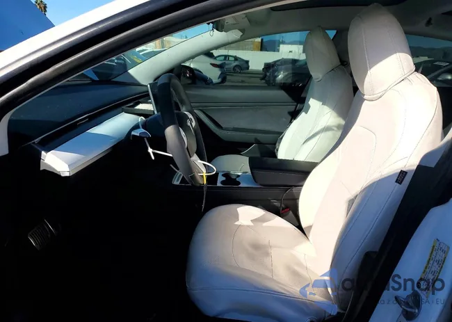 5YJ3E1EA4MF930724: 74926745