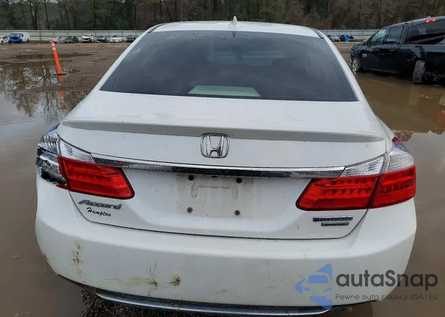 1HGCR6F79FA008161: 72415495