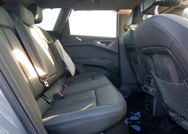 WA1KUBFZXRP059232: 99544605