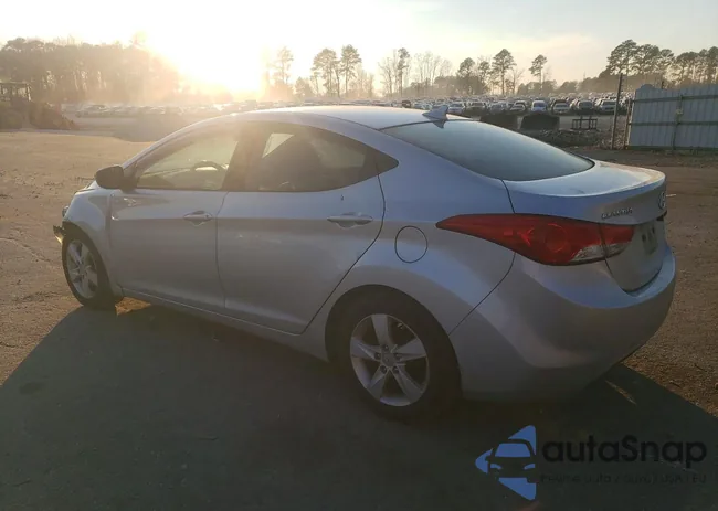 5NPDH4AE9DH358329: 99392935