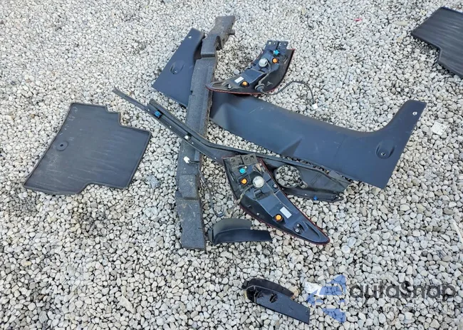 JN1EV7AP1MM703930: 74768165