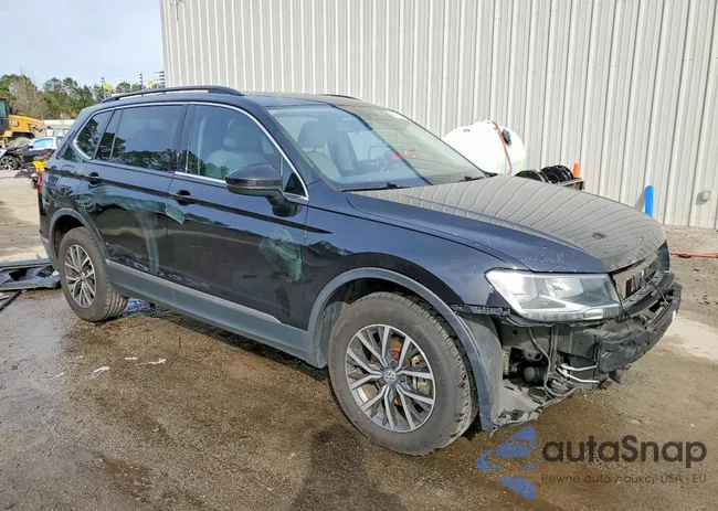 3VV3B7AX0JM220105: 98791885