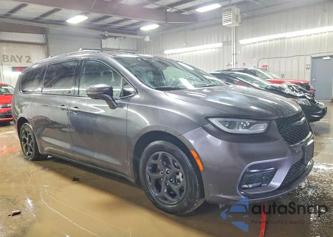 2C4RC1S72MR584234: 99798895