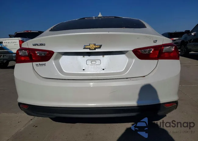 1G1ZE5ST3HF102200: 73689795