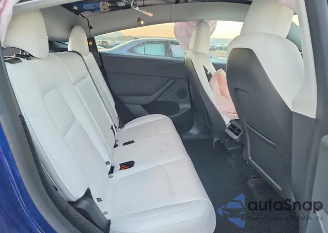 7SAYGDEE2SF215493: 72995045