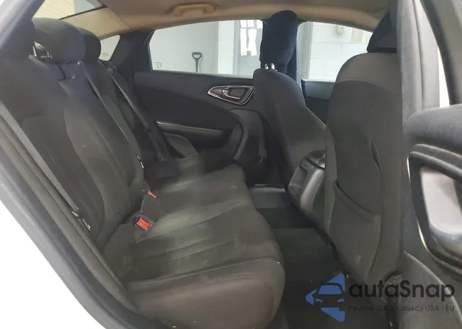 1C3CCCAB8GN133838: 95472495