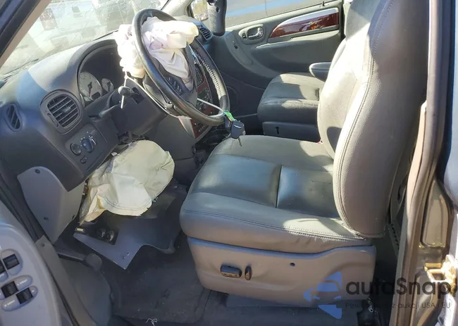 2A4GP64L37R121729: 73523945