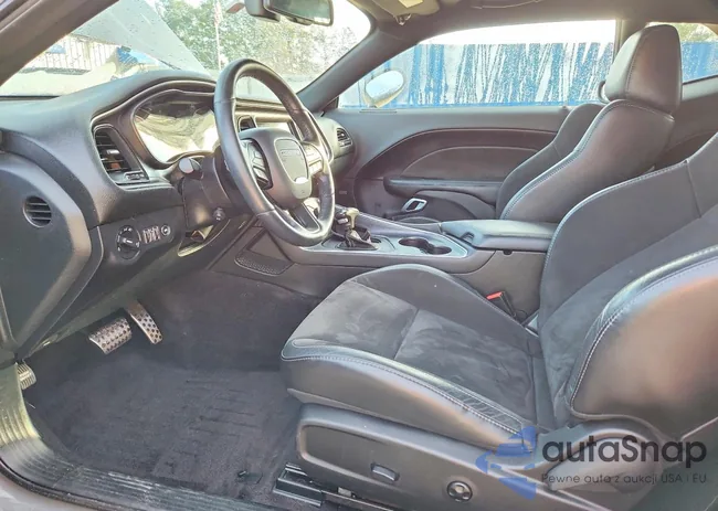 2C3CDZFJ3JH228145: 73931055