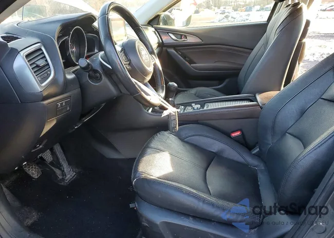 3MZBN1W35JM160310: 74157715