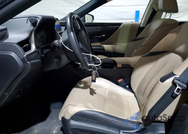 JTHB21B15K2000791: 73011175