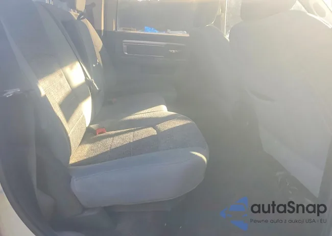 1C6RR7LT6JS322182: 72747445