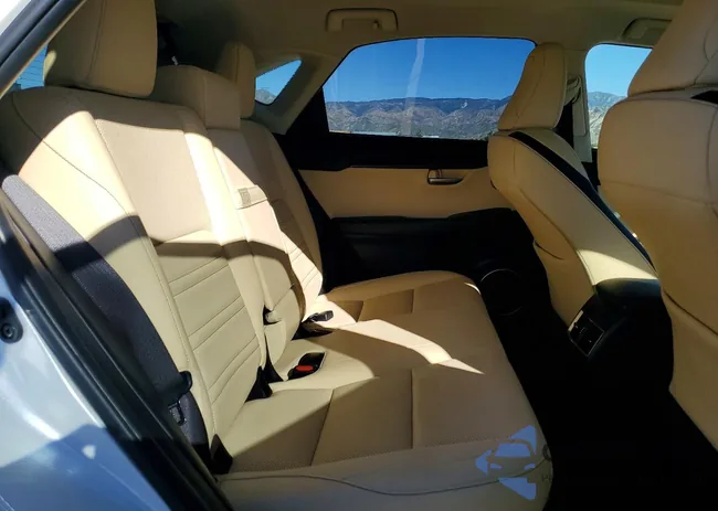 JTJYARBZ6F2001762: 73639575