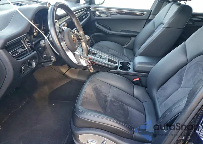 WP1AA2A56MLB10853: 73803145