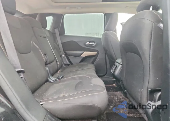 1C4PJMCS7HW612902: 72899485