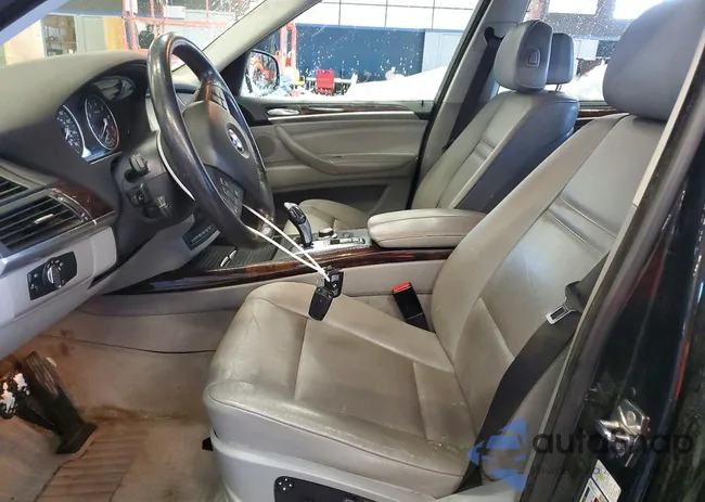 5UXFE43558L019937: 73960495