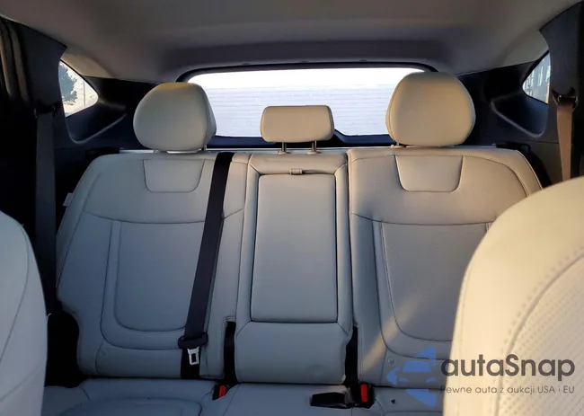 KM8JEDD13SU317486: 73938325