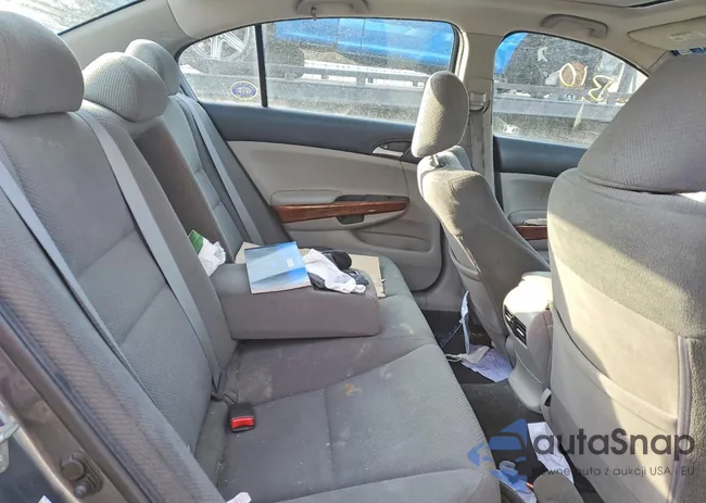 1HGCP2F7XCA221596: 74257345