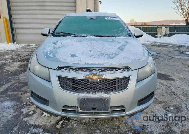 1G1PC5SB0E7444780: 74483745