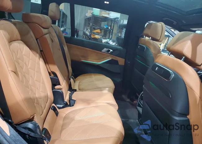 5UX23EM02S9W53188: 98682275