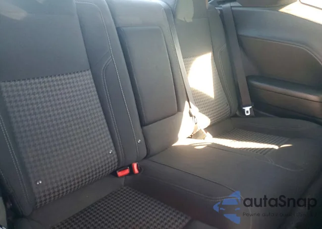 2C3CDZAG6FH717173: 74202245