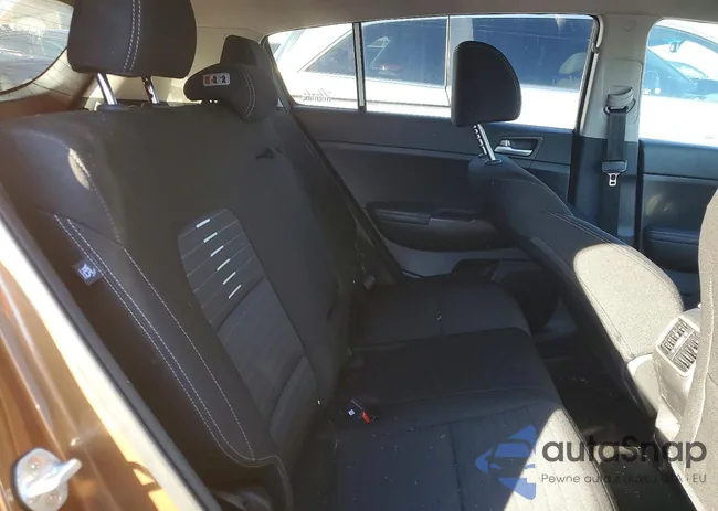 KNDPMCAC1J7440153: 73398495