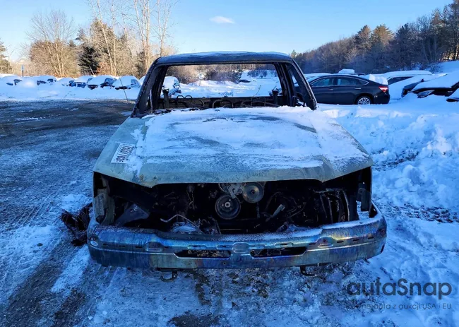 1GCEC14X25Z337752: 75037765