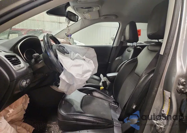 3C4NJDBBXLT120484: 73898895