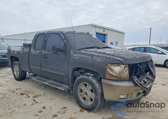 1GCRKSE70CZ328442: 73796345