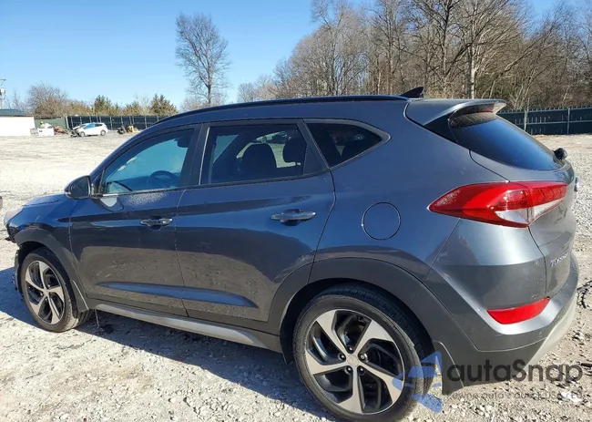 KM8J33A26JU804323: 74666405