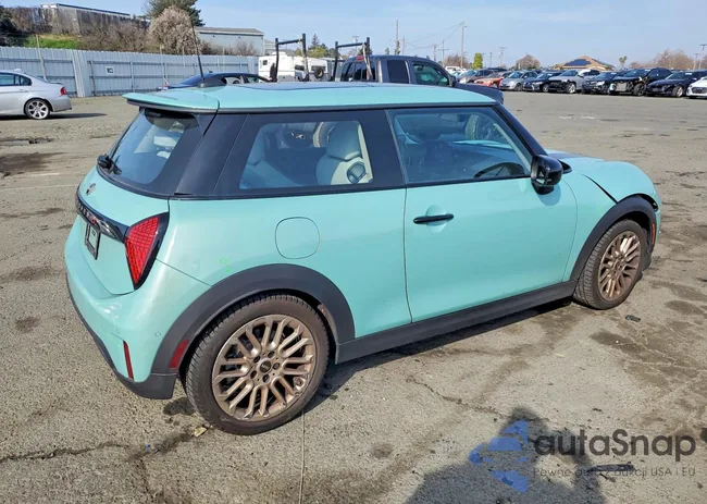 WMW23GD08S2W13717: 75544735