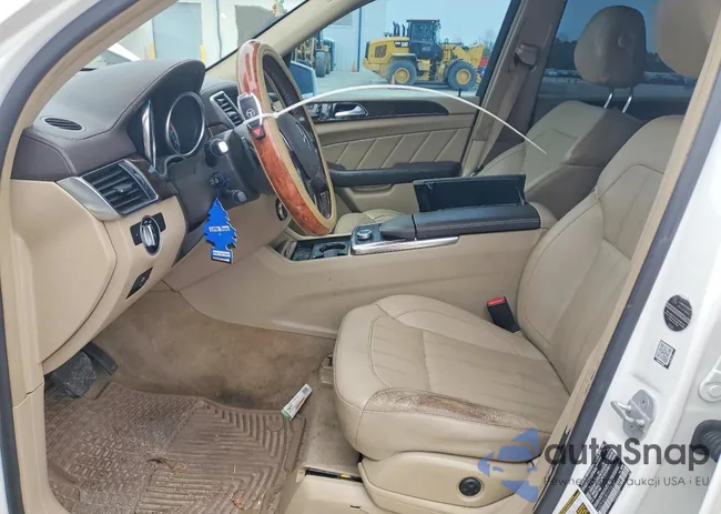 4JGDF6EE8FA533767: 74570205