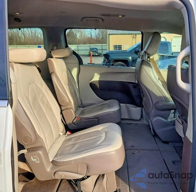 2C4RC1BG4HR676337: 74606775