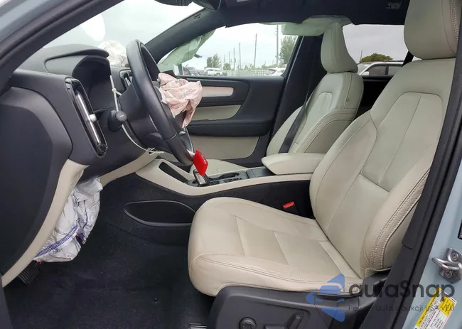 YV4AC2HKXK2057565: 73788315