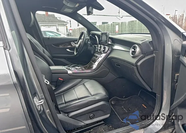 WDC0G4KB5HF149332: 72762845