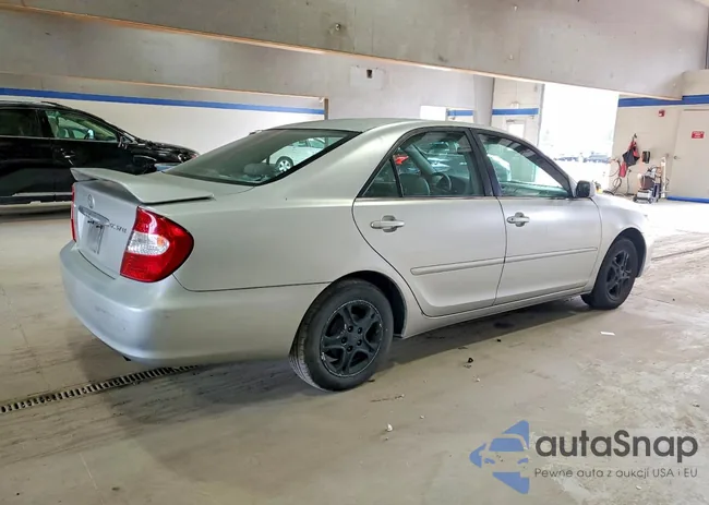 4T1BE32K02U006544: 99527325