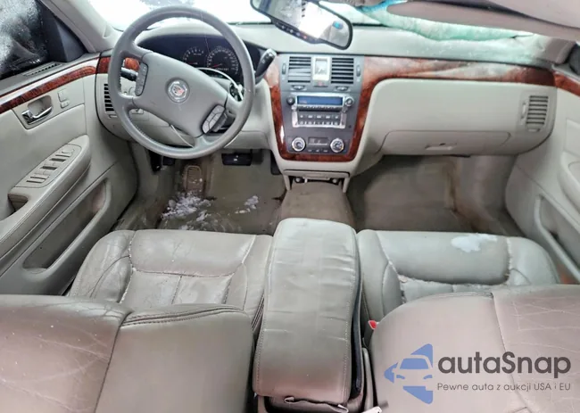 1G6KD57Y86U101183: 74704465