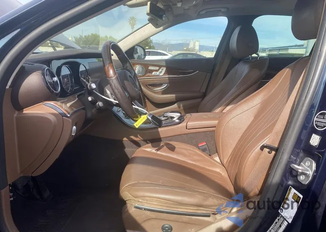 WDDZF4JB8HA128043: 74055335