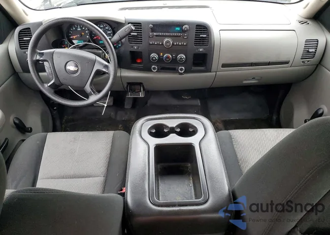 1GCEC19X68Z312883: 73027555