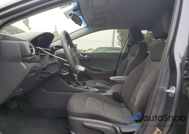 KMHC65LC6KU111481: 74038455