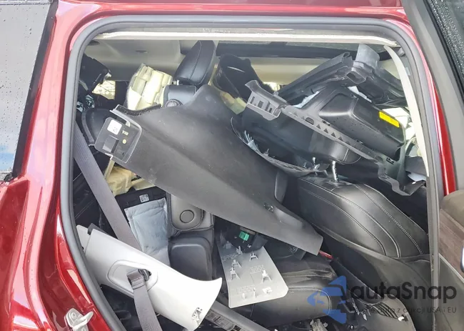 1C4RJKBG3R8934761: 98376575