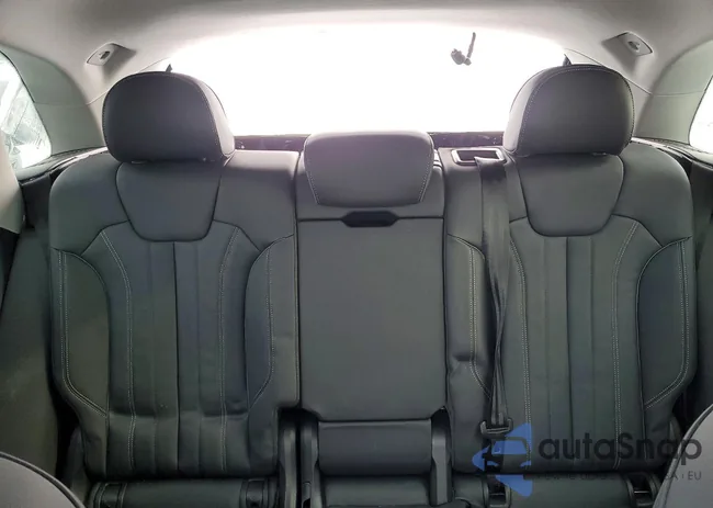 WA1EAAFY0R2050477: 73652085