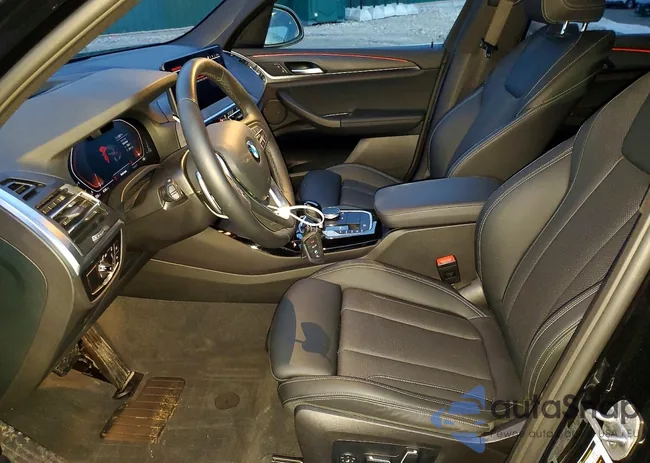 5UX53DP08R9W18443: 72410575