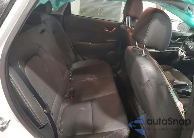 KM8K3CA54KU364621: 73962625