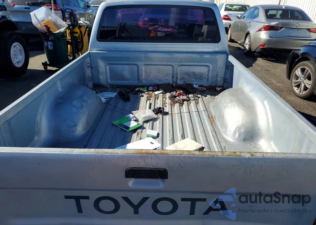 JT4RN81P3K0034309: 73575615