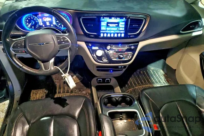 2C4RC1EG2HR721092: 73981695