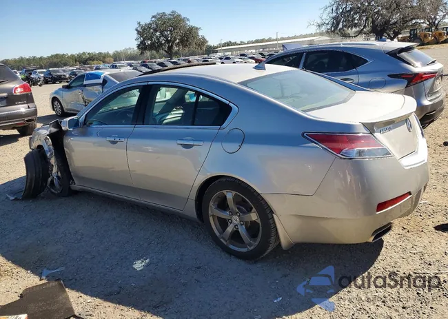 19UUA8F50AA020116: 74636155