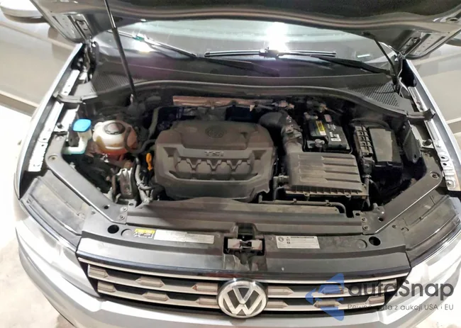 3VV2B7AX5LM040228: 75273655