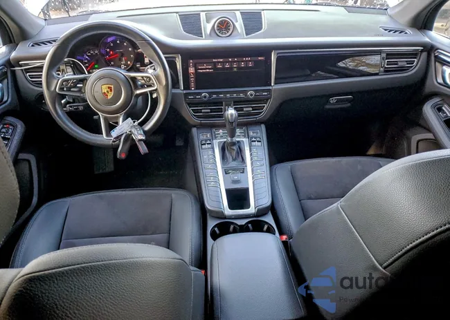 WP1AA2A56MLB10853: 73803145