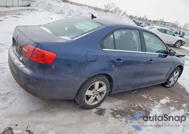 3VW3L7AJ8DM271991: 73815045